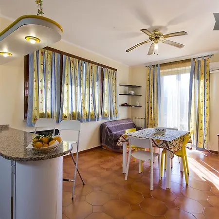 Roma Attic Apartamento Capaci